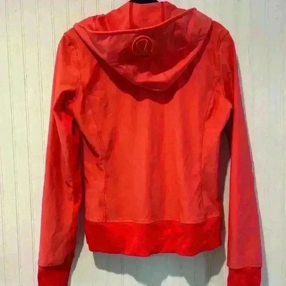 Lululemon Uba Hoodie *Softshell only EUC. Size 4 athletic athleisure activewear - Picture 7 of 8